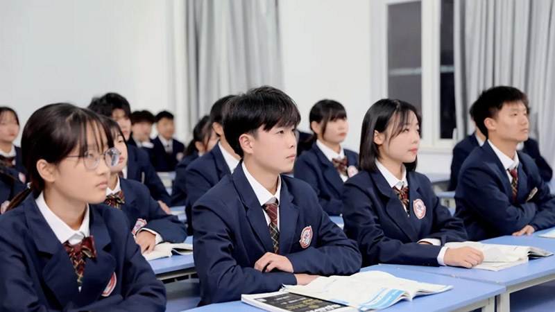 初三、高三党速看！成绩遇瓶颈？这一 “换”，升学秒变 Easy 模式！
